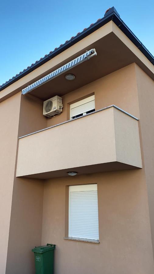 Apartment Matic Vrsi Εξωτερικό φωτογραφία